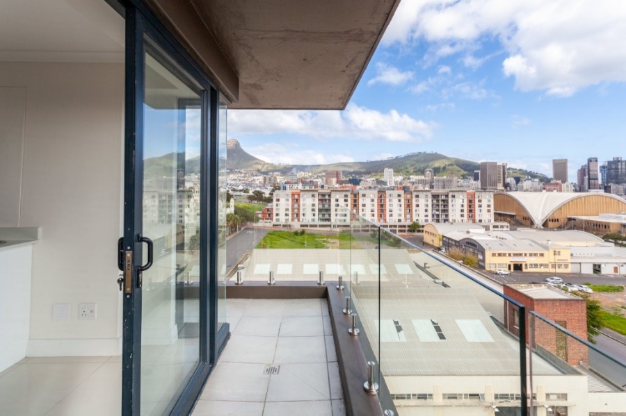 2 Bedroom Property for Sale in Zonnebloem Western Cape